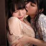 『巨乳』 同窓会レズビアンNTR ～恋心を暴走させた絶倫友人に声殺しでイカされ続け夜通し性交でレズ堕ちさせられた婚前巨乳美女～ 小坂ひまり 胡桃さくら 【FANZA】