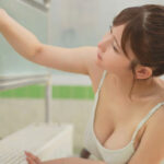 『巨乳』 濡れ透けた爆乳ボディをねっとり密着させておち○ぽ洗体してくれる銭湯の看板娘 桃園怜奈 【FANZA】