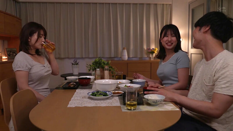 『巨乳』 元彼がまさか家族に… 新村あかり 【FANZA】