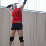 『巨乳』 揺れる巨乳と敏感すぎるピンク乳首をハンデにしない全国クラスのパワー系アタッカー ユニフォーム越しでもわかる健康的ムチムチボディの本物アスリート 岡田優愛 AV DEBUT 【FANZA】