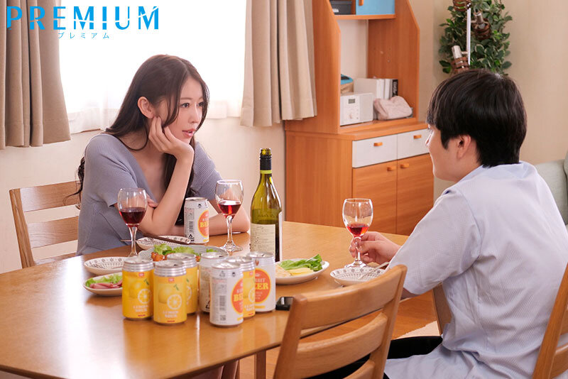 『巨乳』 浮気調査NTR 仕掛け人（後輩）と2人きりにさせた途端に始ま...