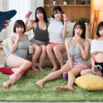 『巨乳』 『 初めまして…チ●ポ挿れますね』お泊り会でウチに来た姉の友達は巨乳なヤリマンビッチばかり！？しかも全員『 お触り』『挿入』『中出し』がいつでも誰でも自由なウェルカムドスケベお姉さん達だった！！ 【FANZA】