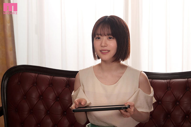 『巨乳』 「そ・・そこ、イイ感じです！」 激ピストン乳揺れ4K機材収録...