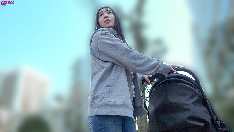 『巨乳』 生活に困り自宅でメンズエステを始めた 近所のシングルマザーと...