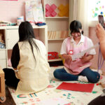 『巨乳』 【職場でヤレる女】 保育士の後輩はすぐにキスを求めてくるスケベな女 有加里ののか 【FANZA】