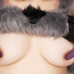 『巨乳』 池袋のハロウィンで見つけたパリピが挑戦！巨乳の彼女が何をされても我慢できれば100万円ノーリアクションゲーム！ 【FANZA】