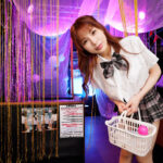 『巨乳』 【VR】SNSでバズリ中！渋谷の喧騒の中に潜むセクシー学園『すくーるふぇすてぃばる』裏オプ黙認で性教育の実技指導！抜きまくりヤリまくりの生本番！ 【FANZA】