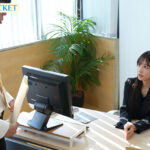 『巨乳』 出張先が記録的豪雨で高嶺の花の女社長と相部屋に…大人の色気と官能的美ボディにフル勃起した童貞の僕を受け入れてくれた優しさに甘えて朝まで暴走むしゃぶりつき性交 三澄寧々 【FANZA】