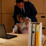 『巨乳』 中小企業に入社したプリプリデカ乳OLが ボロッボロになるまで全オトコ社員に数珠つなぎレ●プ 小日向みゆう 【FANZA】