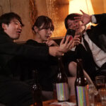 『巨乳』 法事同窓会NTR ヤンチャな過去を持つ妻が6年ぶりに仲間の法事で地元に帰った 再会した地元のゲス友たちに酔わされて昔のヤリマンに戻った妻の寝取られ中出し映像 葵いぶき 【FANZA】
