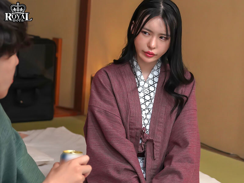 『巨乳』 朝起きたら部屋に浴衣がはだけた後輩女子社員！いつも生意気で悪...