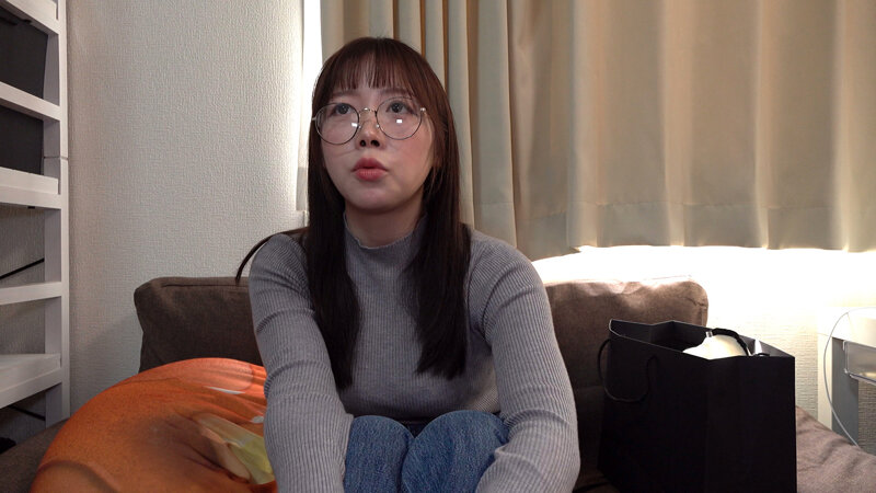 『巨乳』 コミュ力全開！一緒に飲んだら最高楽しい！服の下は美巨乳ドエロ...