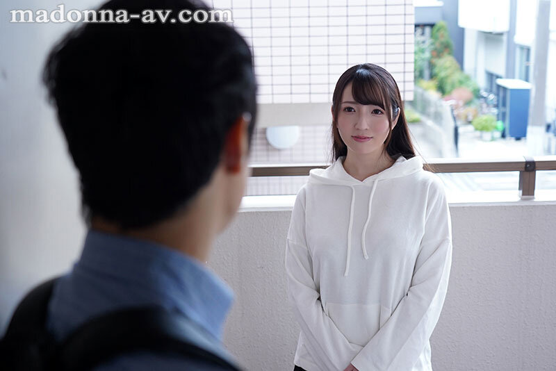 『巨乳』 甘い囁きに流されるまま、僕は大学を留年するまで、人妻との巣篭...