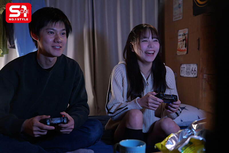 『巨乳』 予定合えば ゲームして、ご飯食べて、 流れでヤッたりもする ...
