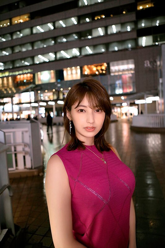 『巨乳』 「貴方では気持ち良くなれないから…」淡白な夫とのSEXに不満...