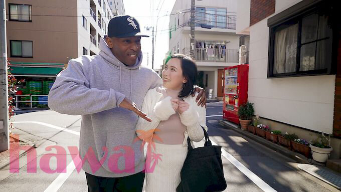 「ぽっちゃり」 神乳お姉さん 黒人の極太チンポに子宮の奥まで突かれてヒ...