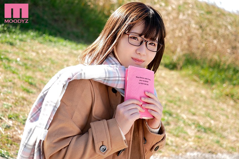 「ぽっちゃり」 おっぱいはぜったいに隠したい女の子。Aカップ微乳下半身...