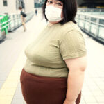 「ぽっちゃり」 AV史上最重量豊満熟女登場！B128W138H130 圧巻DEBUT 栄子さん（44歳） 『FANZA』