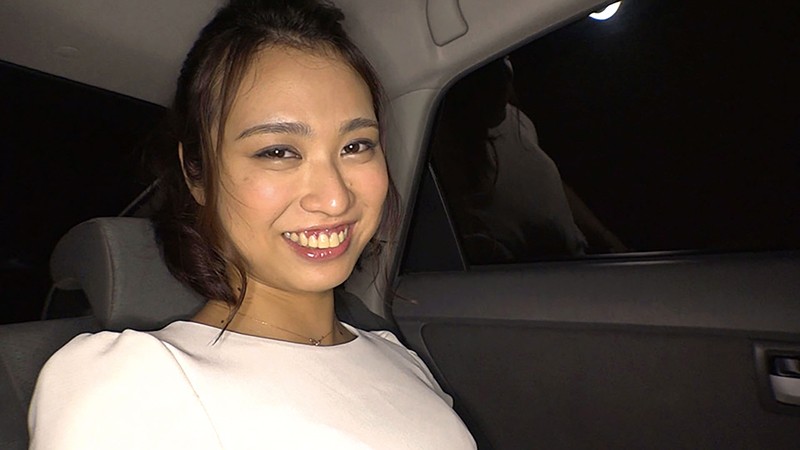 「ぽっちゃり」 グラマラスワイフ 下半身ムチムチ巨尻人妻24歳 葉里さ...