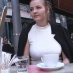 「ぽっちゃり」 ハンガリーで見つけた高級ブランド店で働くお高い巨乳娘をホテルに連れ込み強引に口説いて連続中出し性交！ 『FANZA』