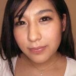 「ぽっちゃり」 フランス人クオーターの巨乳パイパン美少女 『FANZA』