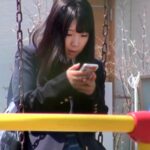 「ぽっちゃり」 痴●中に逃げたJKを尾行したら、物陰でこっそりオナニーをはじめた 『FANZA』