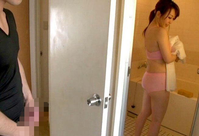 「ぽっちゃり」 隣の巨乳妻・無防備な誘惑/橘エレナ 『FANZA』