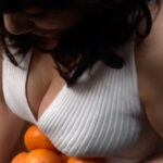 「ぽっちゃり」 おすそ分けにやって来たミニスカ巨乳奥さまのムチムチドエロボディにザーメン搾り取られる性欲旺盛熟女の無限性欲！ 『FANZA』