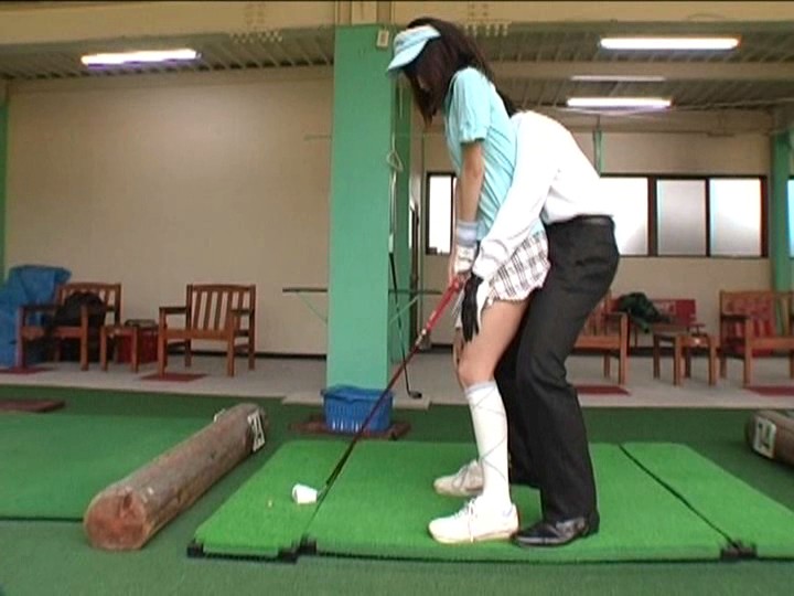 「ぽっちゃり」 レッスンプロに成り済ましてゴルフ学級を開いたら、プロを...