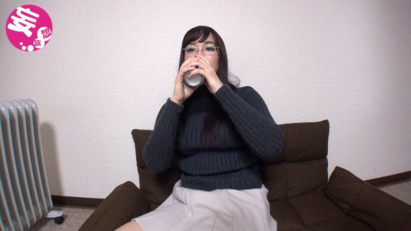 「ぽっちゃり」 ムチムチ地味メガネっ娘。 AV撮影に興味津々のむっつり...