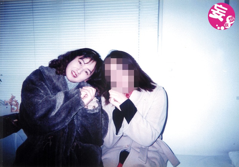 「ぽっちゃり」 五十路 浮気妻 千明 54歳 『FANZA』