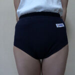 「ぽっちゃり」 新セリナ ムチムチ美尻 神ブルマ 美少女やぽっちゃり娘らにピチピチブルマ＆体操着を着せ、ハミパン、ムレムレワレメを毛穴まで見えるほどの超ドアップ接写！さらに尻コキ、着衣お漏らし放尿やブルマぶっかけ等ブルマ好きに送る完全着衣フェチAV 『FANZA』