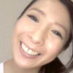 「ぽっちゃり」 デカ尻パイパンママ M息子たちの赤ちゃんプレイ願望 結城恋 『FANZA』