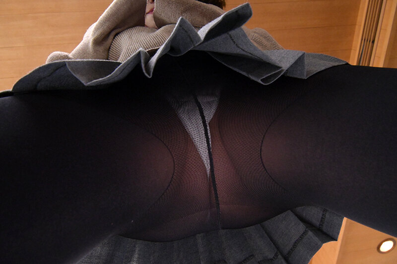 「ぽっちゃり」 黒タイツパンツで元気づけてくれるお従姉ちゃん！ ほらほ...