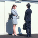 〈アナル〉 侵入者の勃起チ○ポをいきなりアナルに突っ込まれ絶叫するが徐々に気持ちよくなり肛門イキしまくる美尻女3 〈尻フェチ〉