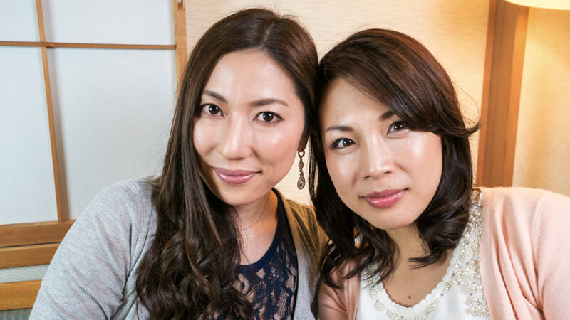 〈アナル〉 【アナル本中出しドキュメント】バックが大好きな人妻も初の尻...