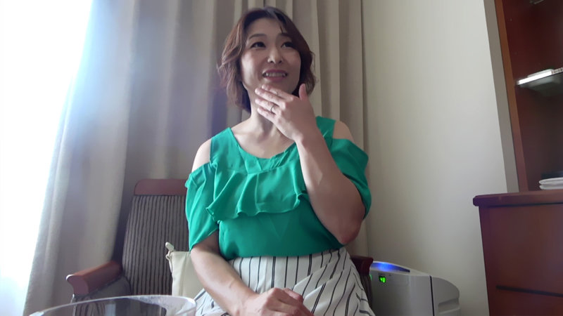 〈アナル〉 意外にスルッと入っちゃった。初アナルの騎乗位で大絶頂！！ ...