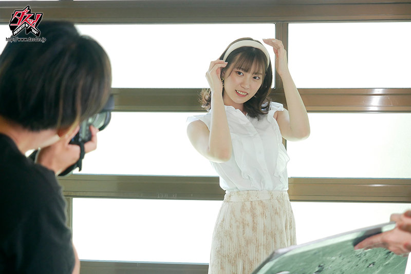 〈アナル〉 彼女の親友でもある元同級生に身も心も寝取られ、雌イキまでさ...