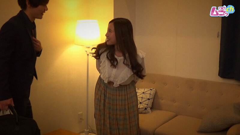 〈アナル〉 ホテル盗撮 アナルまで舐められ大悶絶！美女にちんぐり返され...