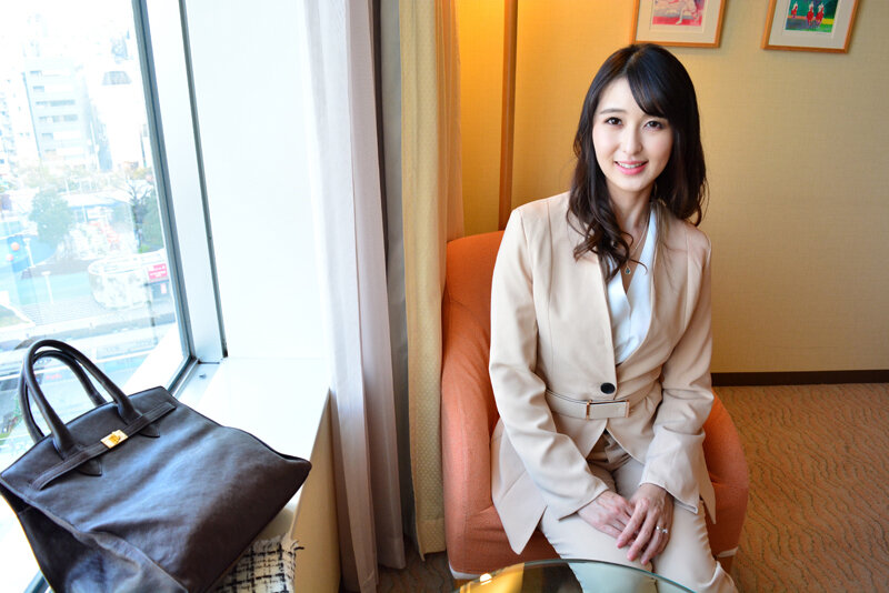 〈アナル〉 有名S級女医43歳の中出し不倫セックス映像流出。TVにも出...