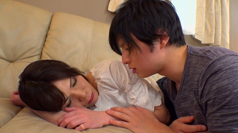 〈アナル〉 兄貴の彼女はニューハーフ 〈尻フェチ〉