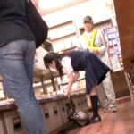 〈アナル〉 本屋で我慢できずにイク瞬間にアナルをヒクヒクさせる敏感娘 〈尻フェチ〉