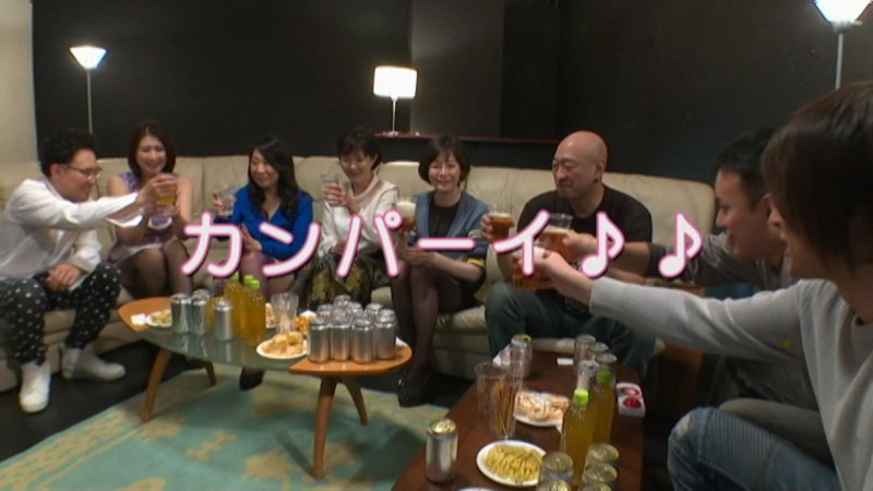 〈アナル〉 人気AV女優限定！無礼講すぎる大乱交合コン（四十路熟女編）...