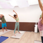 〈アナル〉 2穴中出し媚薬ガンギマリヨガ 〈FANZA〉