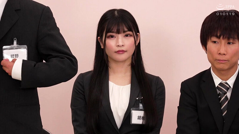 〈アナル〉 羞恥新卒美少女を裸にして尻穴と膣穴の奥迄視姦する「セクハラ...
