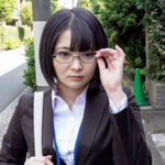 〈アナル〉 じんかくそうさ洗脳催●アナル外伝 真面目OLが催●で2穴アヘイキ奴●になった編 音琴るい 〈FANZA〉