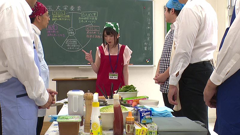 〈アナル〉 体罰新任女教師 アナル処女喪失3 2穴ナマ中出し 篠崎みお...