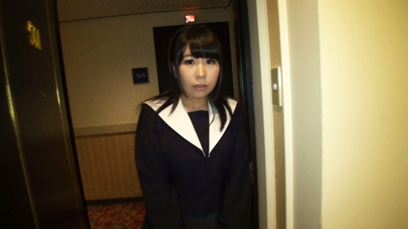 〈アナル〉 初めてのアナル調教 女子校生 みく 〈FANZA〉