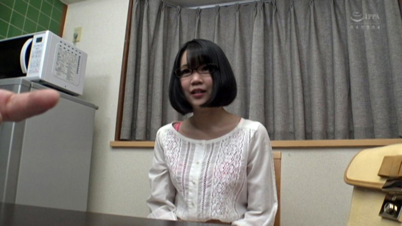 〈アナル〉 地味でオタクなメガネ女子が来たので面接からの流れでAV撮っ...