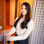 〈アナル〉 有名女子大に通う幼馴染が大学受験で7浪中の僕を見かねて家庭教師をしてくれた親戚姉デカ尻個人授業 禁欲性活で暴発寸前のデカち〇ぽを優しい騎乗位でイキまくってアクメ収斂する膣ヒダで何度もザーメン搾りしてくれた僕の家庭教師 橘 京花 〈FANZA〉